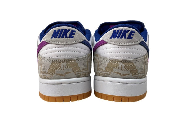 ナイキ NIKE 23年製 × RAYSSA LEAL ライッサ レアウ SB DUNK LOW PRM RL ダンク ロー ローカット シューズ 白 紫 FZ5251-001 メンズ靴 スニーカー ホワイト 29cm 104S-870