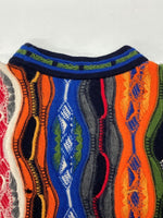 クージー COOGI 90s 3D KNIT ニット セーター クルーネック カラフル セーター 総柄 マルチカラー Sサイズ 104MT-625