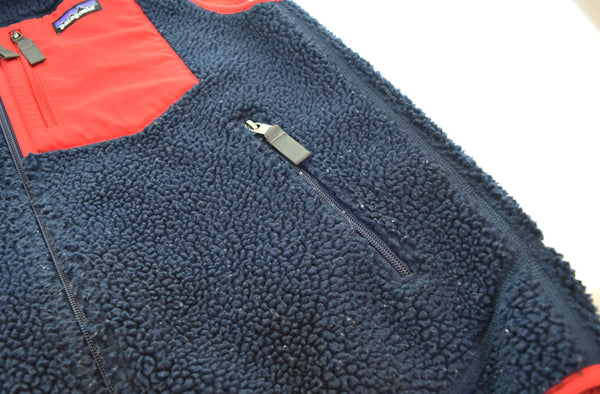 パタゴニア PATAGONIA 17AW CLASSIC RETRO-X VEST クラシック レトロ X ボア フリース ベスト 23048 ベスト ネイビー Mサイズ 103MT-2920