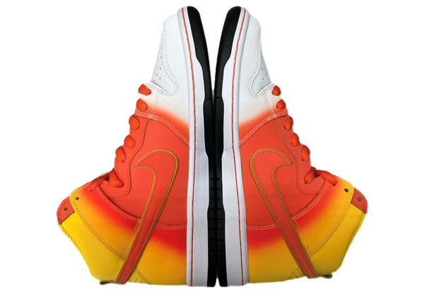 ナイキ NIKE 23年製 SB DUNK HIGH PRO HALLOWEEN ダンク ハイ ハロウィーン キャンディ シューズ 白 黄 FN5107-700 メンズ靴 スニーカー オレンジ 27.5cm 104S-833