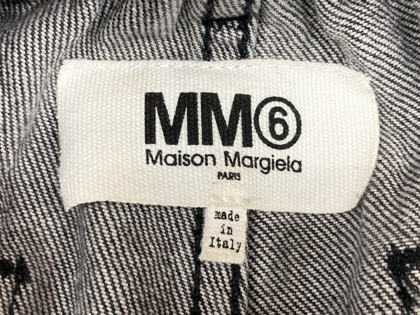 エムエムシックス MM6 メゾンマルジェラ Maison Margiela テーパード デニム パンツ TAPERED DENIM PANTS BLACK 黒 GRAY S32LA0209 S30652 デニム 無地 グレー 104LB-11
