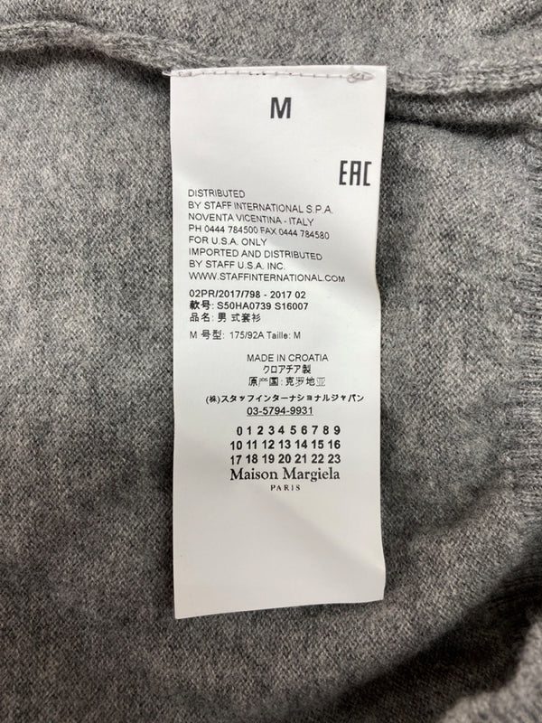 メゾンマルジェラ Maison Margiela REPLICA V-NECK LOWGAGE SWEATER Vネック ローゲージ セーター ニット 薄手 灰 S50HA0739 S16007 セーター 無地 グレー Mサイズ 104MT-2209