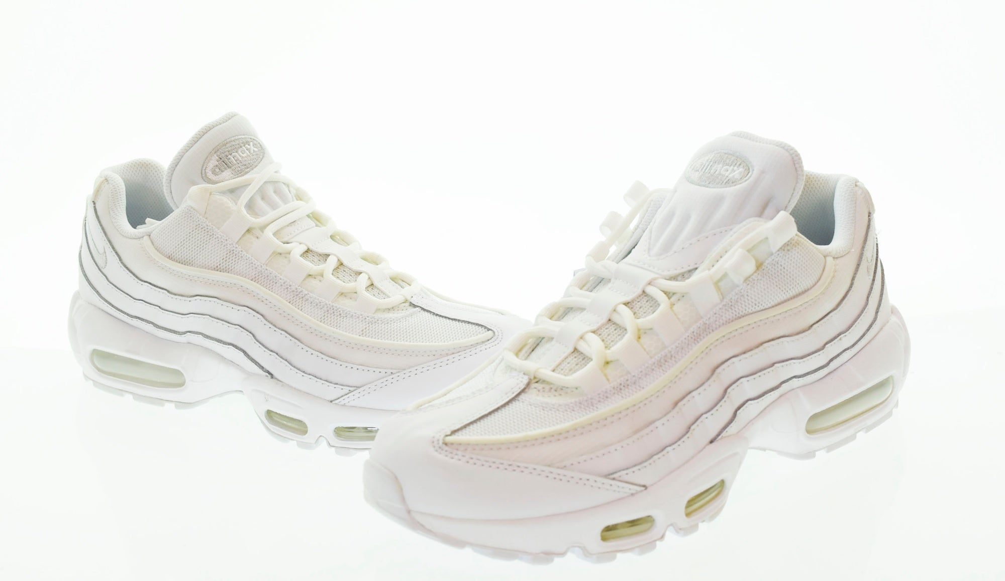 ナイキ NIKE AIR MAX 95 ESSENTIAL エアマックス 95 エッセンシャル スニーカー 白 CT1268-100 メンズ靴  スニーカー ホワイト 27cm 103S-323 | 古着通販のドンドンサガール