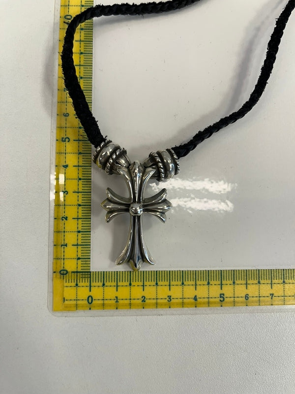 クロムハーツ CHROME HEARTS CH CRS SML クリンプトCHクロスペンダント スモール レザーブレイドネックレス  メンズジュエリー・アクセサリー ネックレス・ペンダント シルバー 101G-206