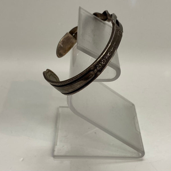 【曜日割引対象外】 【中古】ブラインドマントグス B.M.T BLIND MAN TOGS KNIFE BANGLE LACE ヴィンテージ メンズジュエリー・アクセサリー バングル シルバー 201goods-583 VB