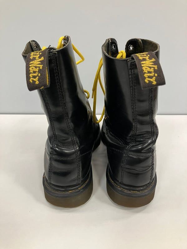 ドクターマーチン Dr.Martens イングランド製 10ホールブーツ イエローステッチ MADE IN ENGLAND  メンズ靴 ブーツ ワーク ブラック UK7 25.5cm 101sh-2033