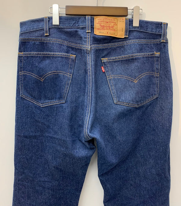 【曜日割引対象外】 リーバイス Levi's 00"s 01年製 バレンシア製 ボタン裏555 デニム ブルー W40 L30サイズ 201MB-788 VB