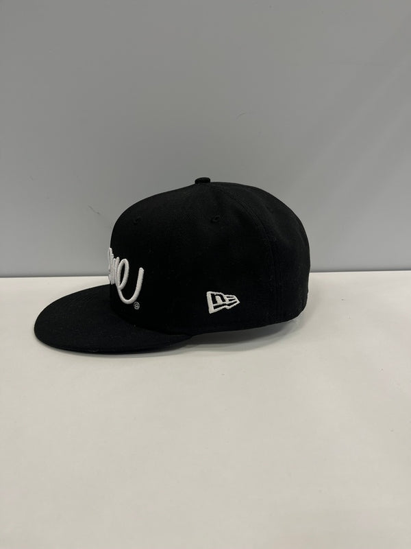 シュプリーム SUPREME Handstyle New Era ハンドスタイル ニューエラ ロゴ 黒 7 5/8 帽子 メンズ帽子 キャップ ブラック 101hat-152