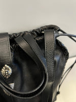 イアパピヨネ ear PAPILLONNER バックル 巾着ショルダーバッグ  本革 黒 2Way EAZ1021212A0008 バッグ レディースバッグ ショルダーバッグ・メッセンジャーバッグ ブラック 101bag-218