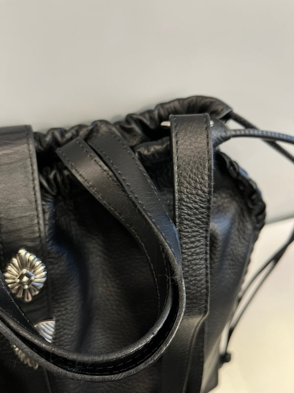 イアパピヨネ ear PAPILLONNER バックル 巾着ショルダーバッグ  本革 黒 2Way EAZ1021212A0008 バッグ レディースバッグ ショルダーバッグ・メッセンジャーバッグ ブラック 101bag-218