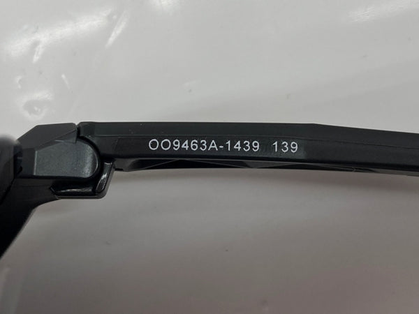 オークリー OAKLEY SUTRO LITE スートロ ライト PRIZM スポーツ サイクリング アイウェア 眼鏡 黒 OO9463A-1439 眼鏡・サングラス サングラス ロゴ ブラック 104G-44