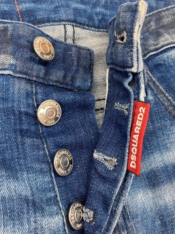 ディースクエアード DSQUARED2 SKATER JEAN スケーター  ジーンズ デニム Gパン スキニー ボタンフライ 加工 パンツ インディゴ 青 ロゴ S74LB0845 デニム ブルー サイズ 42 104MB-315