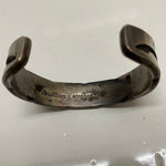 【曜日割引対象外】 【中古】エマーソンビル Emerson Bill NAVAJO スタンプワーク sterling silver メンズジュエリー・アクセサリー インディアンジュエリー バングル シルバー 201goods-784 VB