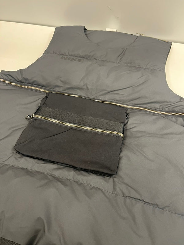 ナイキ NIKE THERMA-FIT CITY MADE DOWN VEST サーマフィット シティ メイド ダウンベスト 黒 DH1065-010 ベスト ブラック Mサイズ 101MT-5296