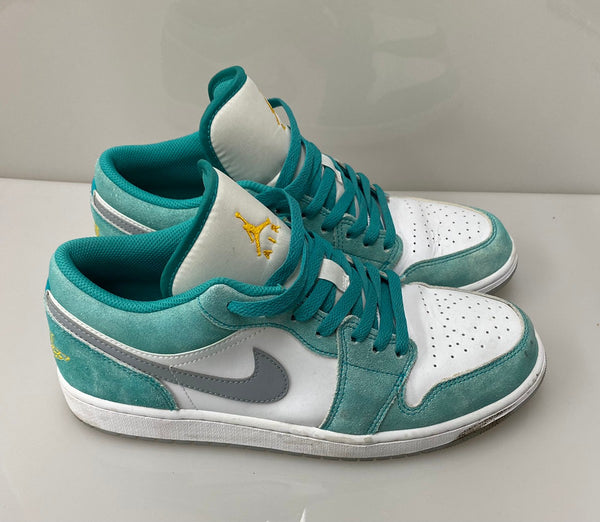 ナイキ NIKE エアジョーダン1 ロー SE "ニューエメラルド" Air Jordan 1 Low SE "New Emerald" DN3705-301 メンズ靴 スニーカー ロゴ ブルー 28cm 201-shoes796