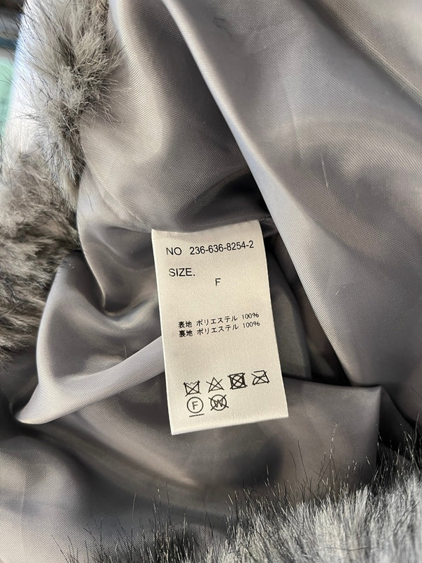 ミリアフィニティ Mili affinity フェイクファー ショート丈 ダブルジップジャケット ファージャケット ジャケット グレー フリーサイズ 101LT-219