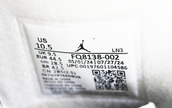 ナイキ NIKE  Air Jordan 4 Retro Fear エアジョーダン4 レトロ フィアー スニーカー 黒 FQ8138-002 メンズ靴 スニーカー ブラック 28.5cm 103S-982