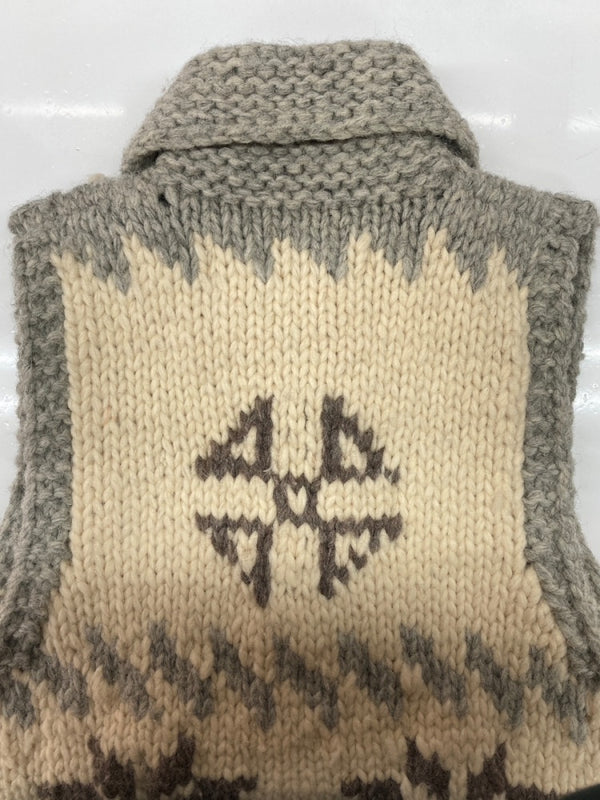 カナタ KANATA COWICHAN KNIT VEST カウチン ニット ベスト ノルディック柄 ボタン 厚手 白 灰 ベスト 総柄 グレー 104MT-2292