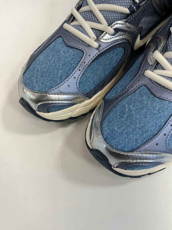 ナイキ NIKE V5 RNR SE Smokey Blue スモーキーブルー メンズ靴 スニーカー ブルー 30cm 101sh-2420