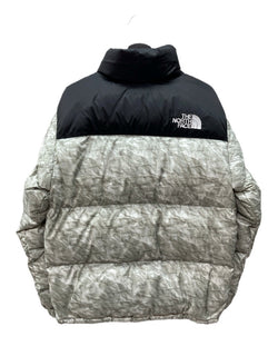 シュプリーム SUPREME × THE NORTH FACE ザノースフェイス Paper Print Nuptse Jacket ペーパー プリント ヌプシ 白 ND91806I ジャケット 総柄 ホワイト Mサイズ 104MT-2159