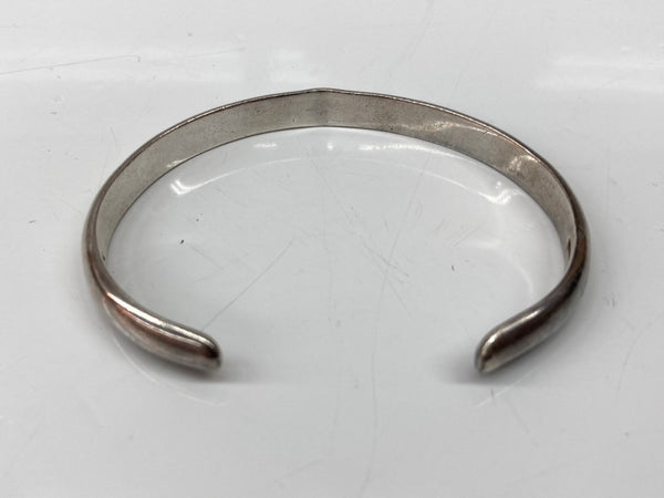 アリゾナフリーダム ARIZONA FREEDOM Silver Bangle バングル solar deity 太陽神 ブレスレッド 925 銀 メンズジュエリー・アクセサリー バングル 総柄 シルバー 104A-52