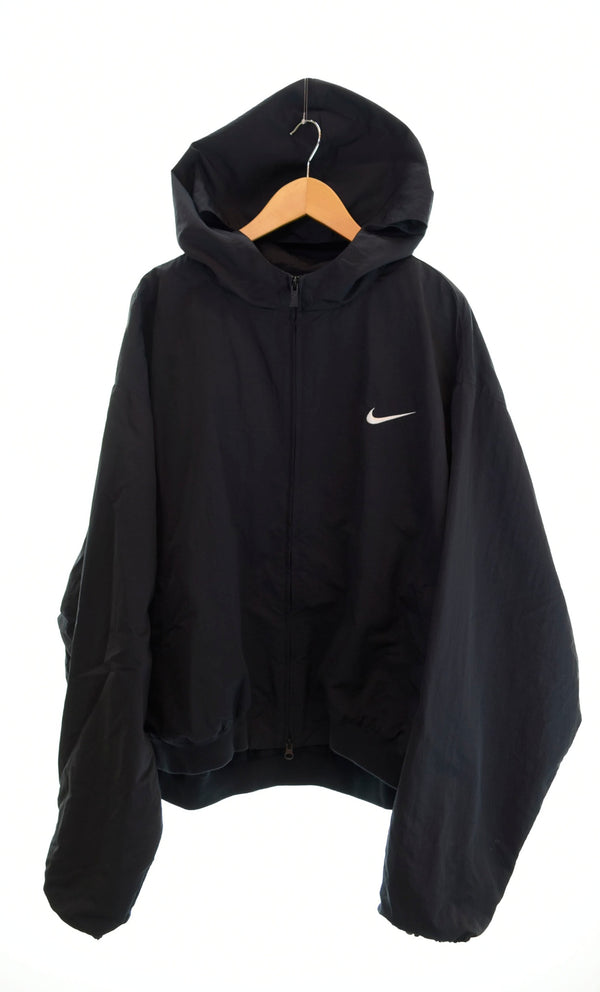 ナイキ NIKE  FEAR OF GOD 19SS BOMBER HD JACKET ビッグパッチ フード付き ボンバージャケット 黒 BV4408-010  ジャケット ブラック LLサイズ 103MT-1637