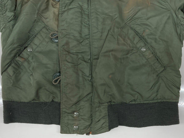 ミリタリー Military N-2B FLIGHT JACKET フライト ジャケット ジップアップ ファー 短丈 軍物 ARMY アウター 緑 ジャケット 無地 グリーン Mサイズ 104MT-1914