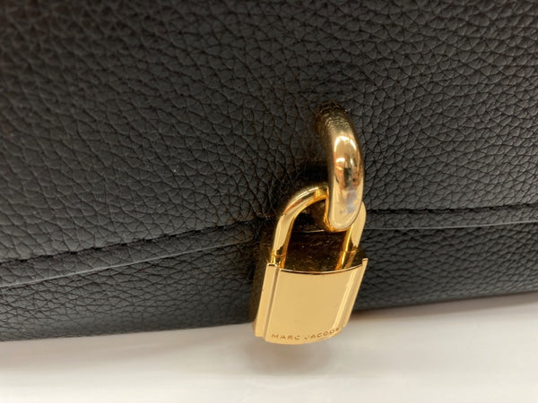 マーク・ジェイコブス MARC JACOBS Leather Messenger Bag ロック ザット レザー メッセンジャー クロスボディ 斜め掛け BLACK 黒 M0014783 001 バッグ レディースバッグ ショルダーバッグ・メッセンジャーバッグ ロゴ ブラック 104B-62