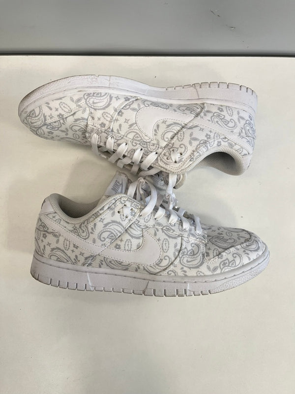 ナイキ NIKE Women's Dunk Low ESS White Paisley ウィメンズ ダンク ロー ESS ホワイトペイズリー DJ9955-100 メンズ靴 スニーカー ホワイト 27cm 101sh-2355