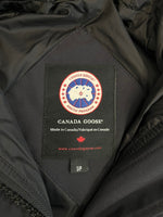 カナダグース CANADA GOOSE MACKENZIE PARKA マッケンジーパーカー ダウンコート ダウンジャケット ファー  2302JL R コート ネイビー Sサイズ 101LT-145