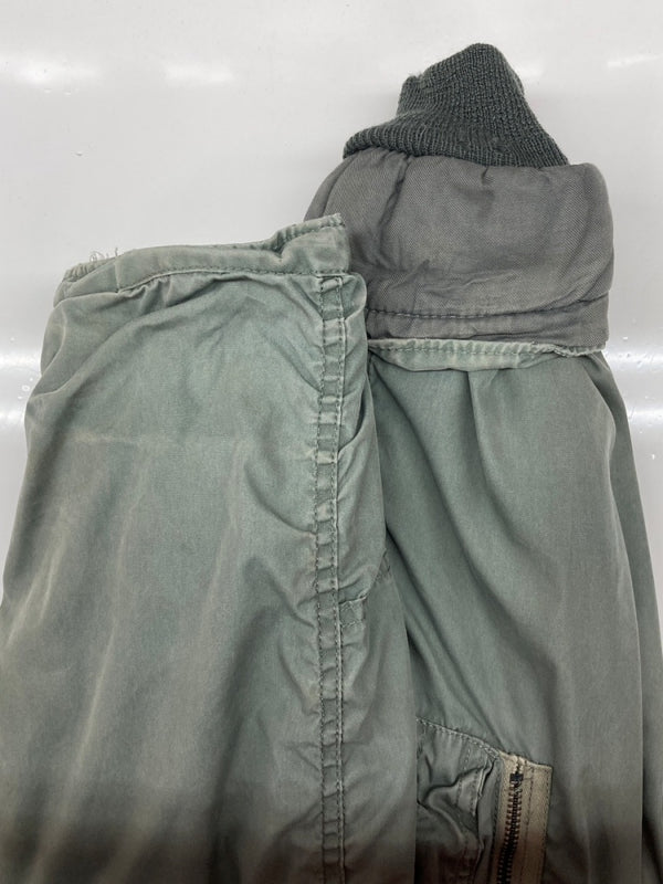 ミリタリー Military N-3B FLIGHT JACKET フライト ジャケット ジップアップ ファー フード 軍物 ARMY アウター 灰 ジャケット 無地 グレー Sサイズ 104MT-1869