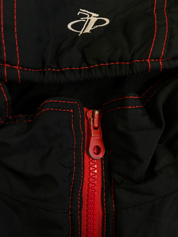 US US古着 Chicago Bulls シカゴ ブルズ 中綿ジャケット 赤 黒 ジャケット ブラック 101MT-5390