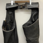 【曜日割引対象外】 バンソン VANSON レザーチャップス ライディングパンツ レザーパンツ USA製 ボトムスその他 ブラック 23サイズ 201MB-1004 VB