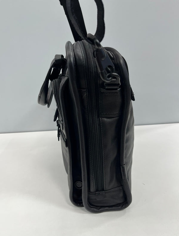 トゥミ TUMI インターナショナル・オーガナイザー・ブリーフ  レザー バッグ メンズバッグ ビジネスバッグ・ブリーフケース ブラック 101bag-207