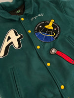 ア フュー グッド キッズ A FEW GOOD KIDS A'GEM/9 × .kom ROCKET COLLEGE JACKET ロケットカレッジ スタジアムジャンパー スタジャン  XL ジャケット グリーン LLサイズ 101MT-5070