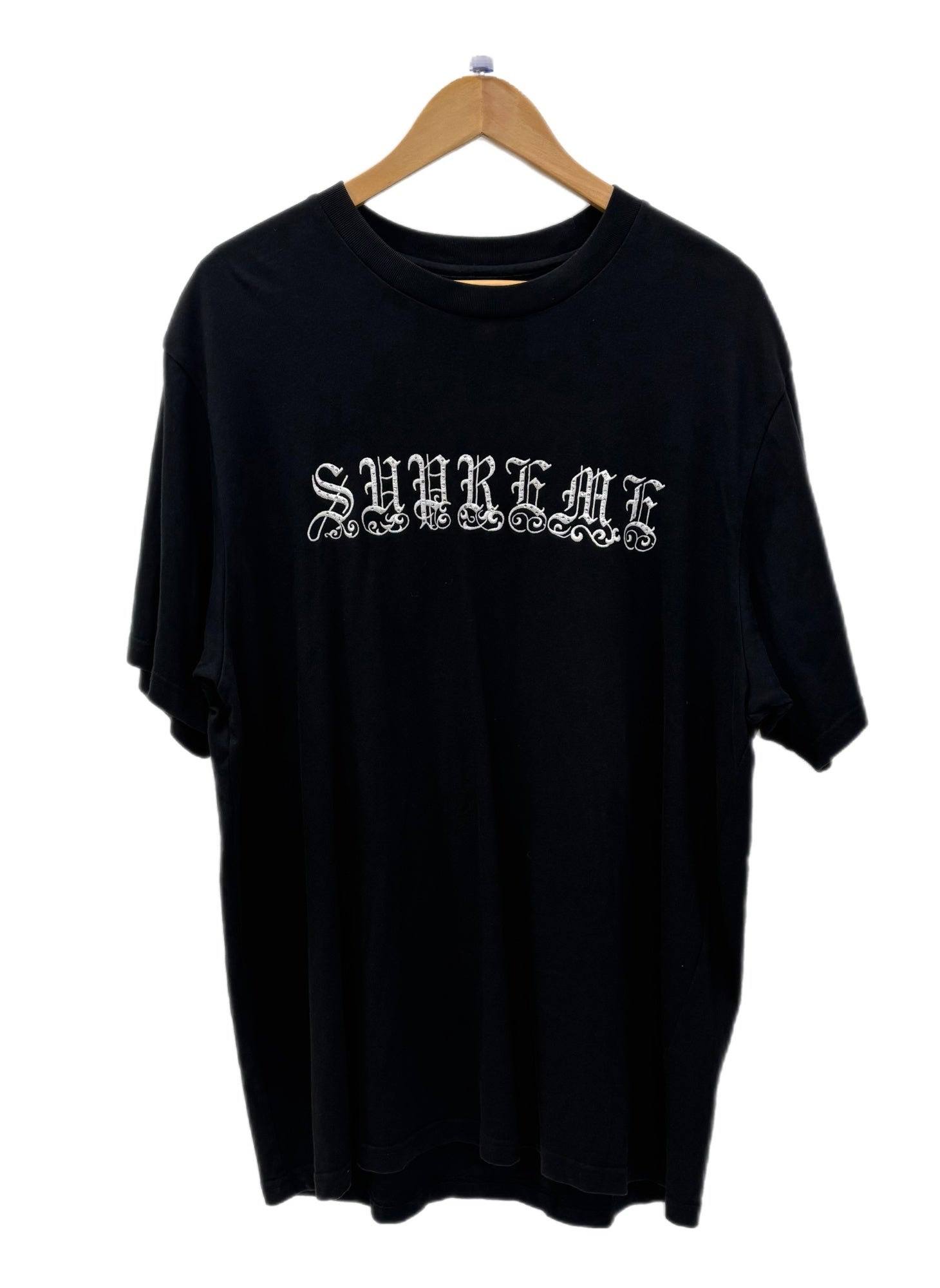 シュプリーム SUPREME オールド イングリシュ ラインストーン