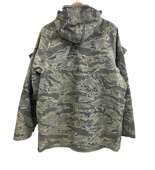 ミリタリー military DEAD STOCK US ARMY ECWCS GEN2 LEVEL5 ACU ゴアテックスパーカー GORE-TEX 迷彩 ミリタリー ジャケット UCP デジカモ 米軍 ソフトシェル ジャケット  MEDIUM-REGULAR ジャケット カーキ Mサイズ 101MT-4910