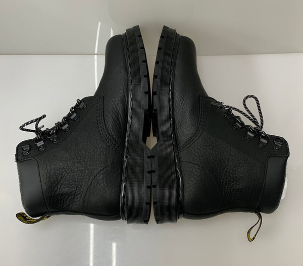 ドクターマーチン Dr.Martens イングランド製 939 ブラックテールゲートWPブーツ 31098001 メンズ靴 ワーク 無地 ブラック 26cm 201-shoes884