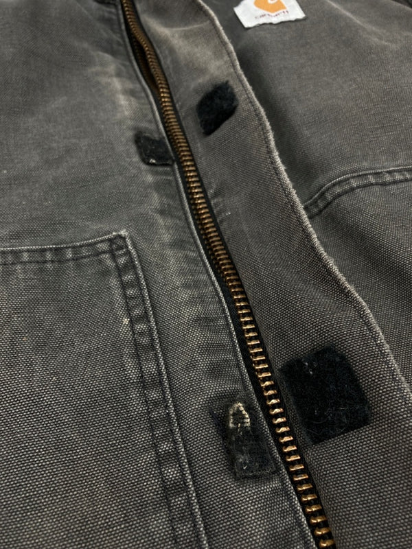 カーハート Carhartt DUCK TRADITIONAL JACKET ダック トラディショナル ジャケット ジップアップ デトロイト ワーク アウター 黒 ジャケット ロゴ ブラック 104MT-1768