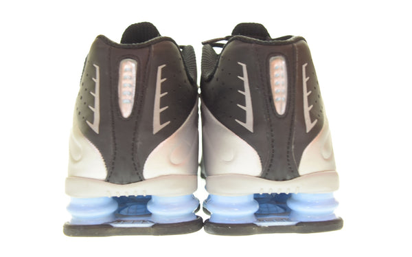 ナイキ NIKE ショックス R4 SHOX R4 メタリックシルバー HQ1988-004  メンズ靴 スニーカー ブラック 27.5cm 103S-1190