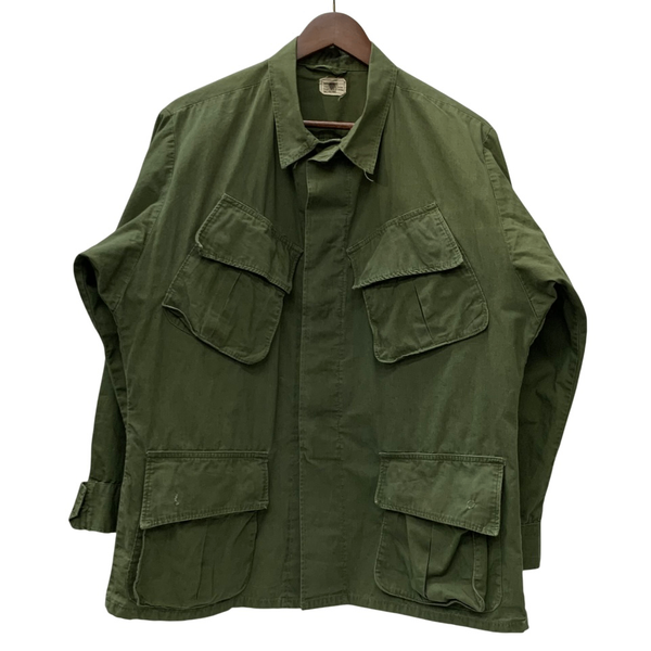 【曜日割引対象外】 ヴィンテージ vintage U.S.ARMY 60's ジャングルファティーグジャケット ポプリン 3rd 67年製 100-67-C-3154 ジャケット カーキ Mサイズ 201MT-3246 VB