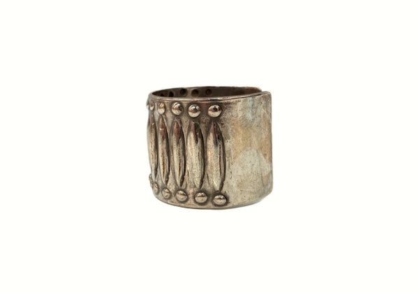 ファンタスティックマン FANTASTIC MAN Wide Silver Bangle ワイド シルバー バングル スタッズ エンボス ブレスレット 925 銀 メンズジュエリー・アクセサリー バングル 無地 シルバー 104A-33