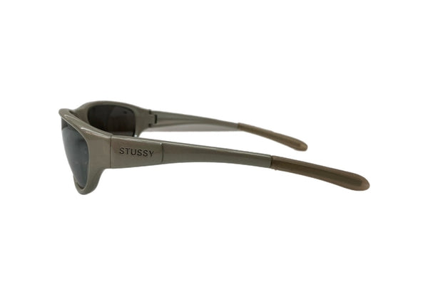 ステューシー STUSSY EYEGEAR 90s BERETTA サングラス スポーツ アイウェア 眼鏡 灰 眼鏡・サングラス サングラス ロゴ グレー 104G-27