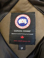 カナダグース CANADA GOOSE JASPER PARKA ジャスパー ダウン アウター  ロゴ 68F8490 ジャケット 無地 カーキ Sサイズ 101MT-1887