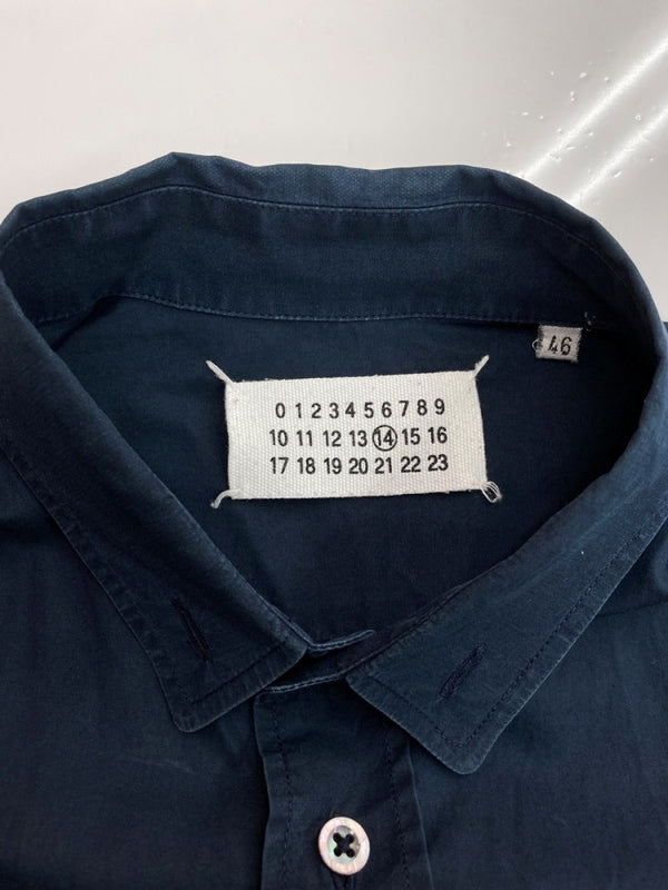 メゾンマルジェラ Maison Margiela BUTTONDOWN SHIRT ボタンダウン シャツ ここのえ期 長袖 紺 サイズ 46 長袖シャツ 無地 ネイビー 104MT-2135