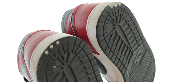 ナイキ NIKE AIR JORDAN 1 MID CHICAGO BLACK TOE エアジョーダン1 ミッド シカゴ ブラック トゥ 554724-069 メンズ靴 スニーカー レッド 28.5cm 103S-1109