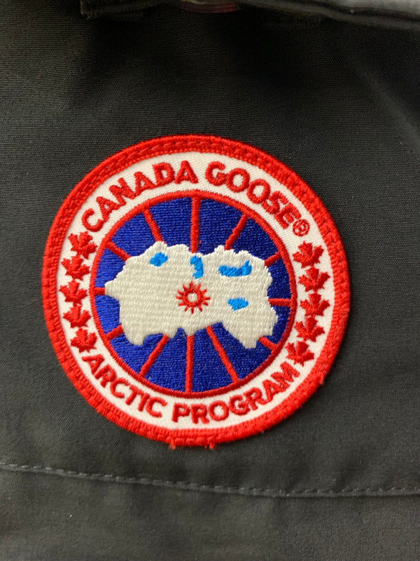 カナダグース CANADA GOOSE フード付きダウンベスト ベスト ブラック Mサイズ 201MT-2701