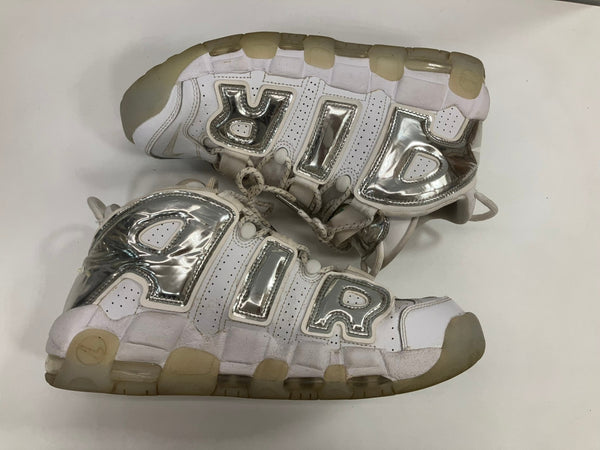 ナイキ NIKE Women's AIR MORE UPTEMPO CHROME WHITE/SILVER エア モア アップテンポ クローム ホワイト/シルバー 917593-100  メンズ靴 スニーカー ホワイト 29cm 101sh-1970