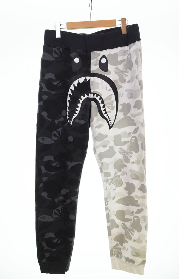 アベイシングエイプ A BATHING APE NEIGHBORHOOD 19SS カモフラ スウェットパンツ 001PTE731920X ボトムスその他 ブラック Lサイズ 103MB-394
