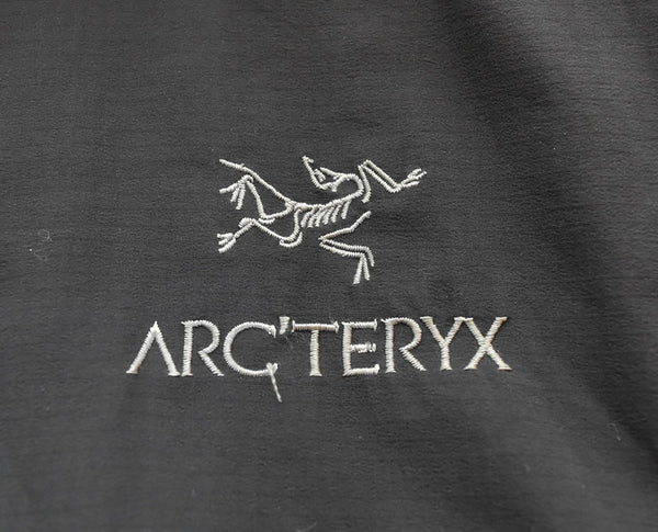 アークテリクス ARC'TERYX ATOM AR HOODY アトム AR フーディ 中わた ジャケット  24105-124238-03/20 ジャケット ブラック Lサイズ 103MT-2436